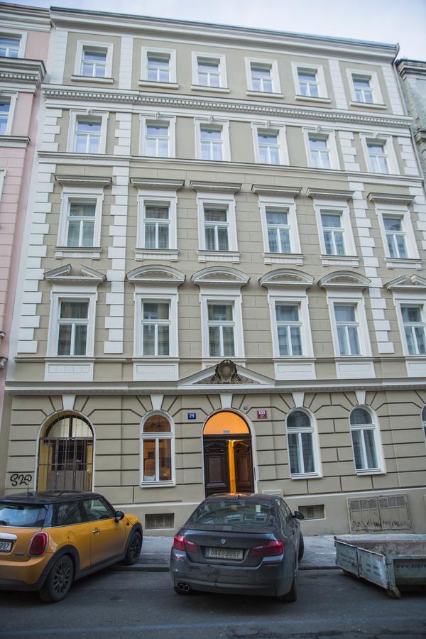 Gregory House Apart-hotel 3*